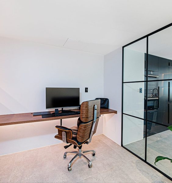 WhatsApp Image 2025-11-22 at 18.24.22 (1)